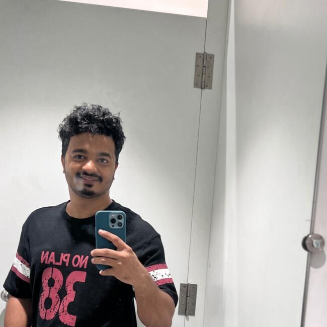 बंगलौर में बेबीसिटर: Ashish