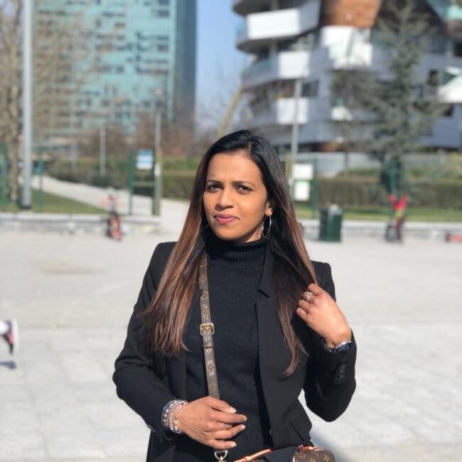 Tata a Carnate: SHANIKA