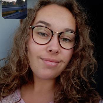 Baby-sitter in Caen: Yasmine