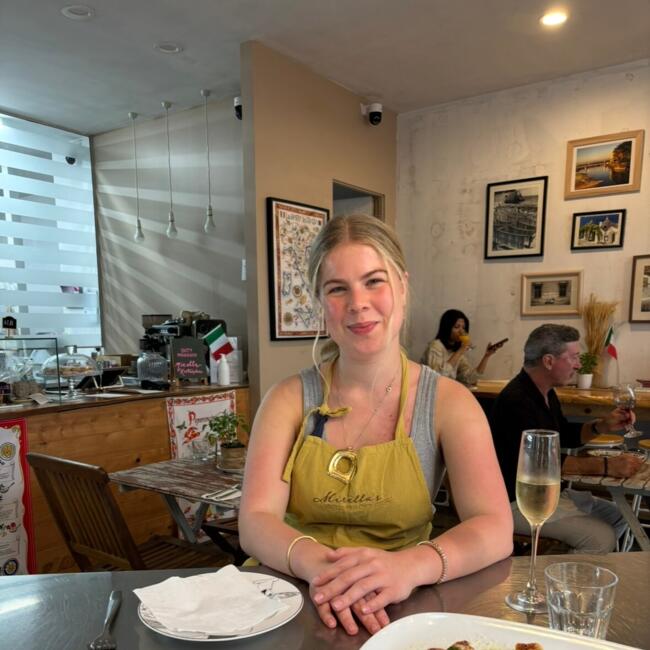 Babysitter in Oxford: Elizaveta