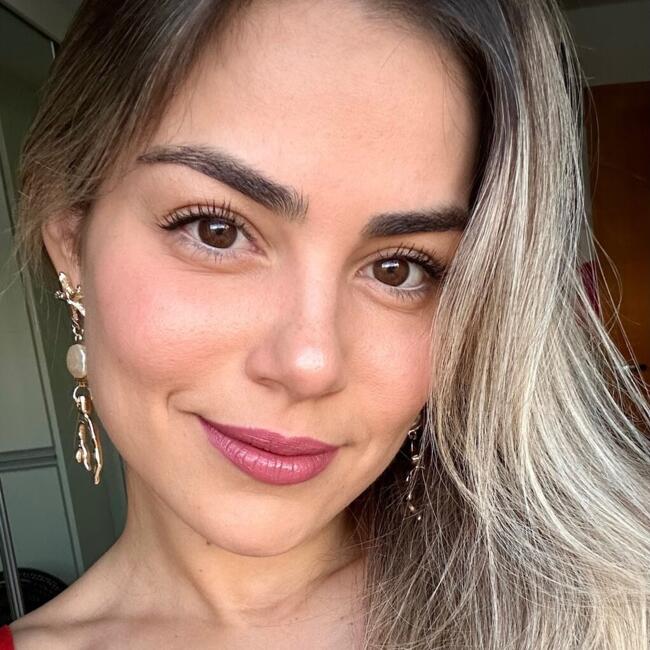 Babysitting job in Goiânia: Julyane