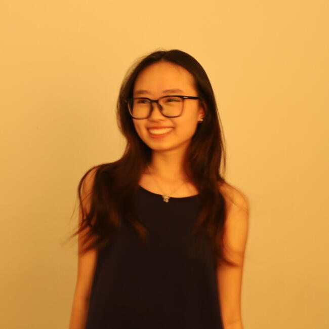 Babysitter in Singapore: Cayleigh