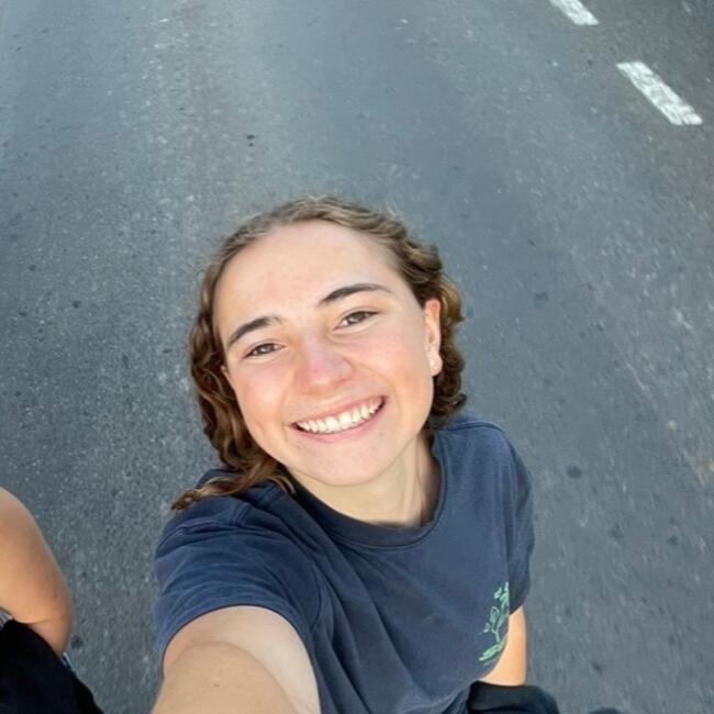 Babysitter in Caen: Charlotte