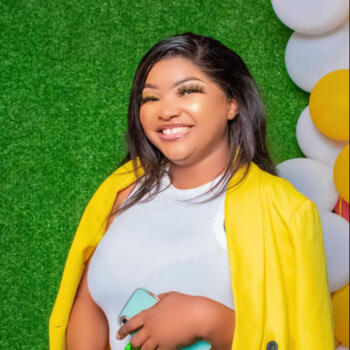 Nanny in Dakar: Royale