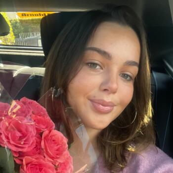 Babysitter in Paisley: Gracie