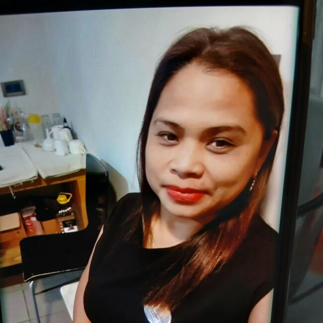 Babysitter in Athens: Estrela