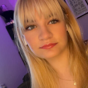 Babysitter in Winchester: Willow