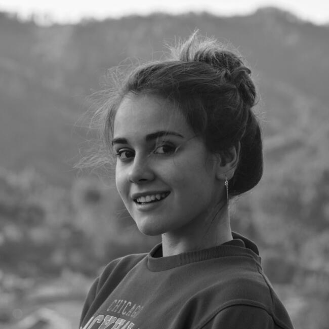 Babysitter in Oeiras: Maria