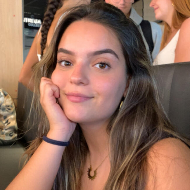 Babysitter em Amadora: Madalena