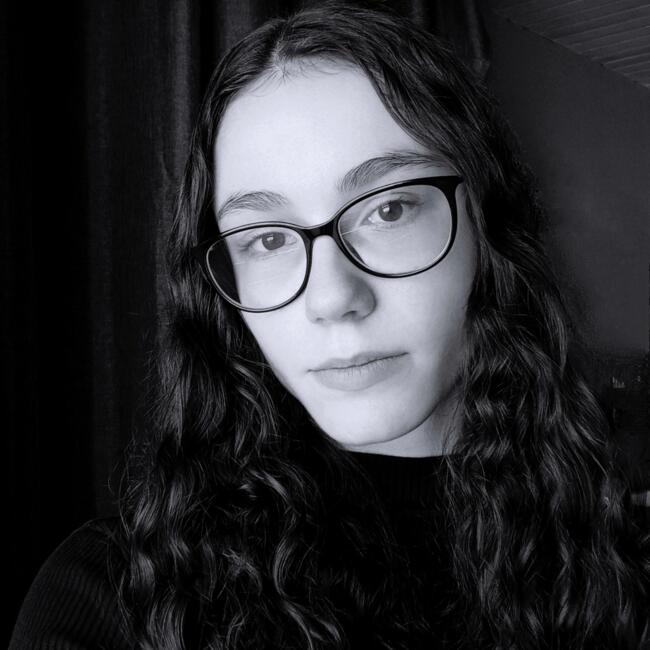 Babysitter in Douzy: Eileen