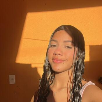 Babysitter in Brasília: Mayana