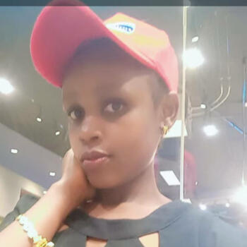 Babysitter Kampala: Nambozo