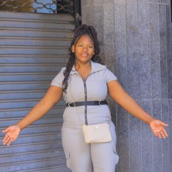 Babysitter Germiston: Esther