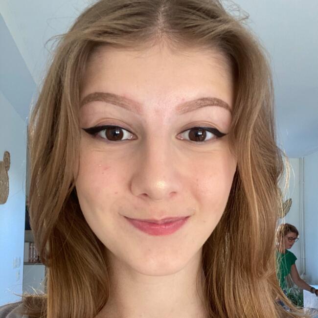 Babysitter in Ouistreham: Taïs