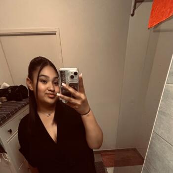 Babysitter in Miribel: Ottilia