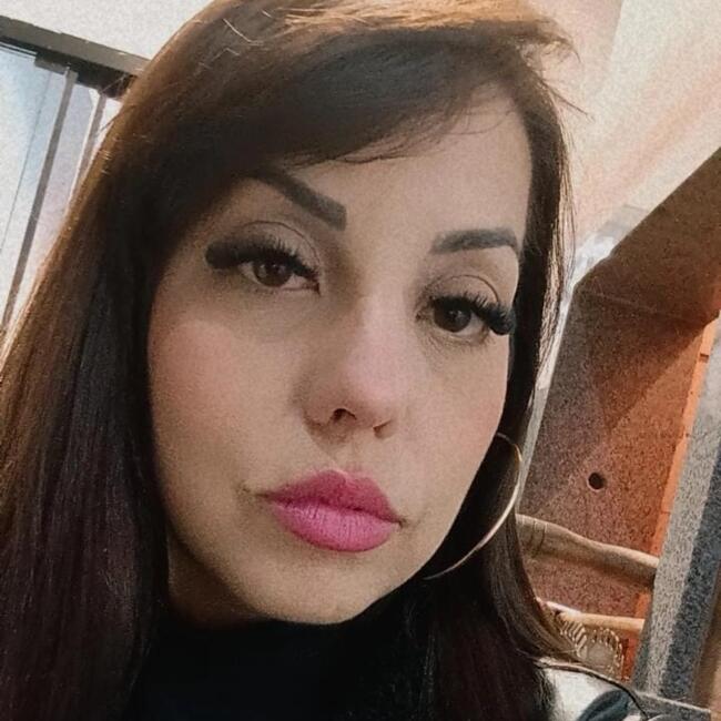 Babysitter in Palhoça: Géssica