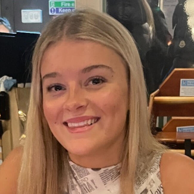 Nanny in Bath: Joely