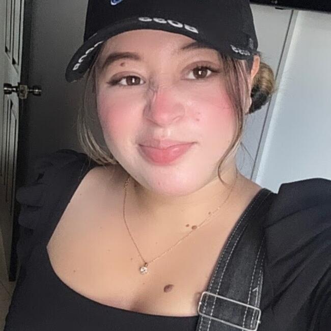 Babysitter in Los Algarrobos: Daryhen