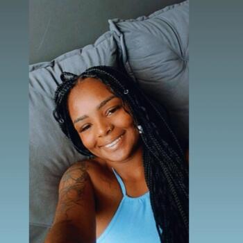 Babysitter in Juiz de Fora: Gláucia Oliveira