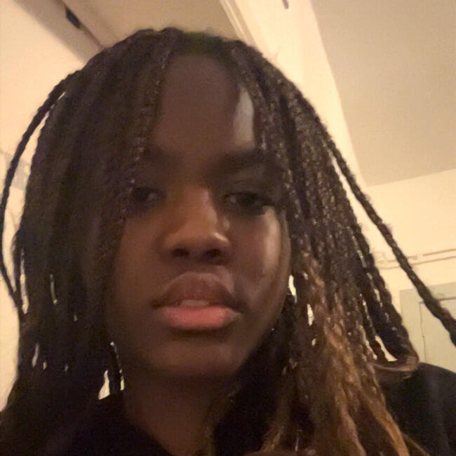 Babysitter in Saint-Gilles/Sint-Gillis: Emmanuela