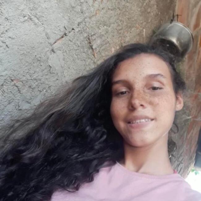 Babysitter in Betim: Barbara