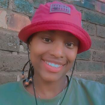Babysitter Johannesburg: Mthokozisi