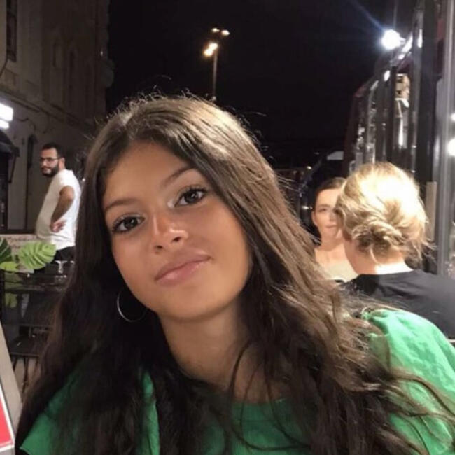 Babysitter in Domène: Nayla