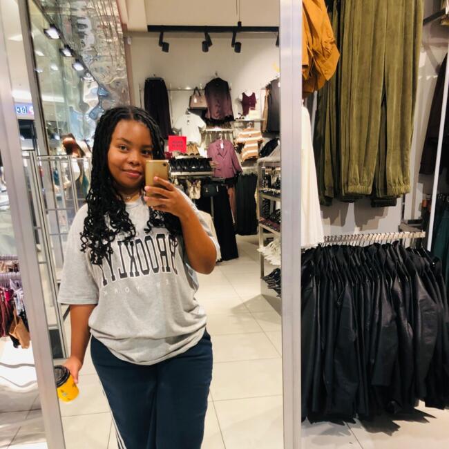Babysitter in Duduza: Mbali