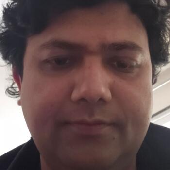 माता-पिता पुणे: Puneet