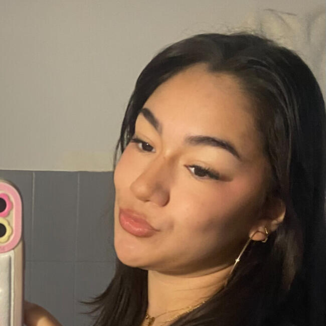Babysitter in Bordeaux: Maya