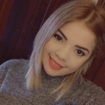 Niñera en Oviedo: María