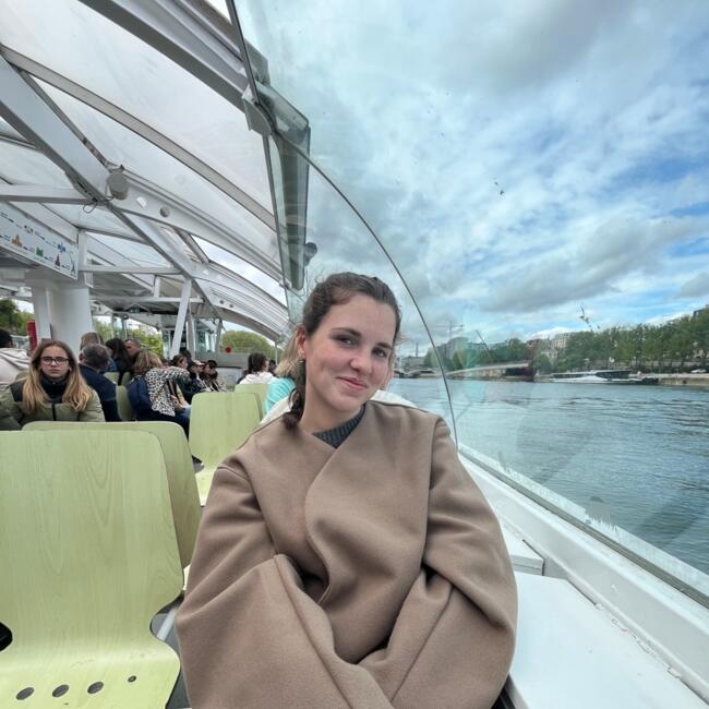 Babysitter in Cascais: Sofia