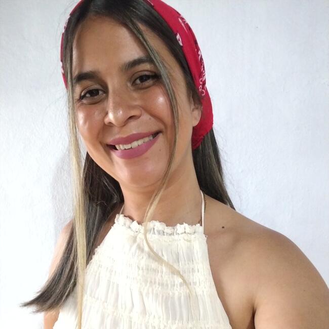 Babysitter in San Isidro (Vázquez de Coronado): Karina