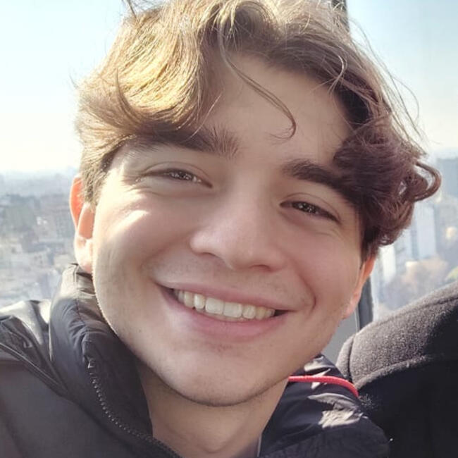 Babysitter in Los Cardales: Camilo