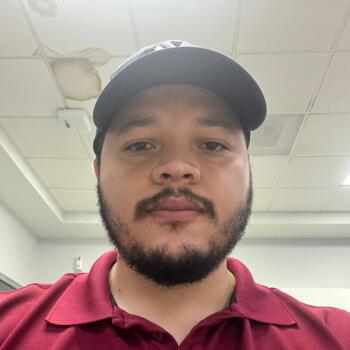 Babysitting job in Apodaca: babysitting job Victor