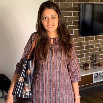 Babysitting job in Ahmedabad: babysitting job Dhwani