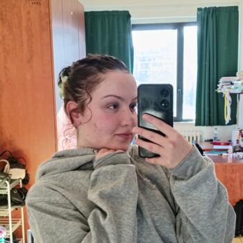 Babysitter in Spoleto: Bea