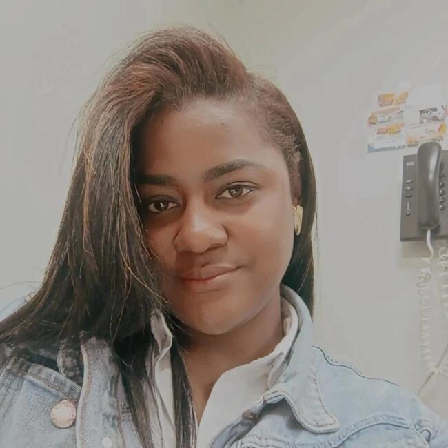 Babysitter in Avilés: Yris