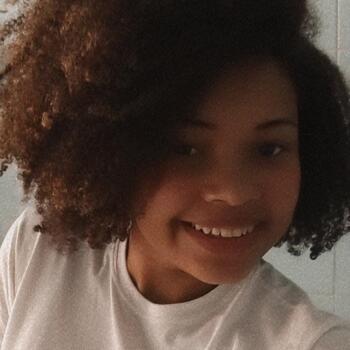 Babá em Juiz de Fora: Isamara