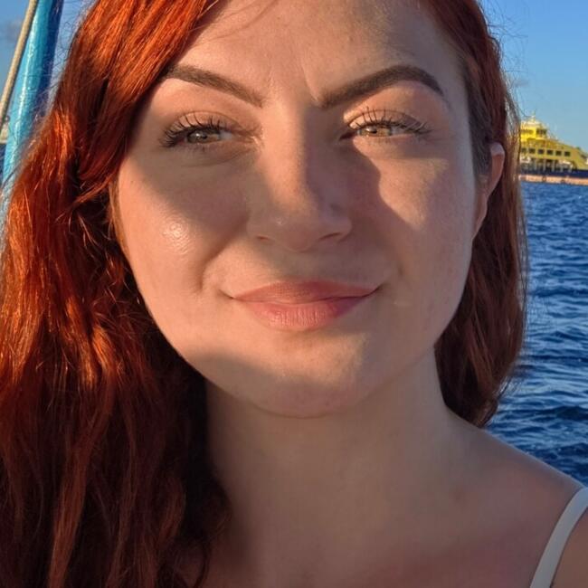 Babysitting job in Menifee: Jasmyn