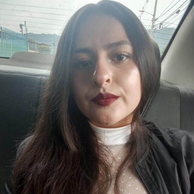 Babysitter στην περιοχή Cota: Loren