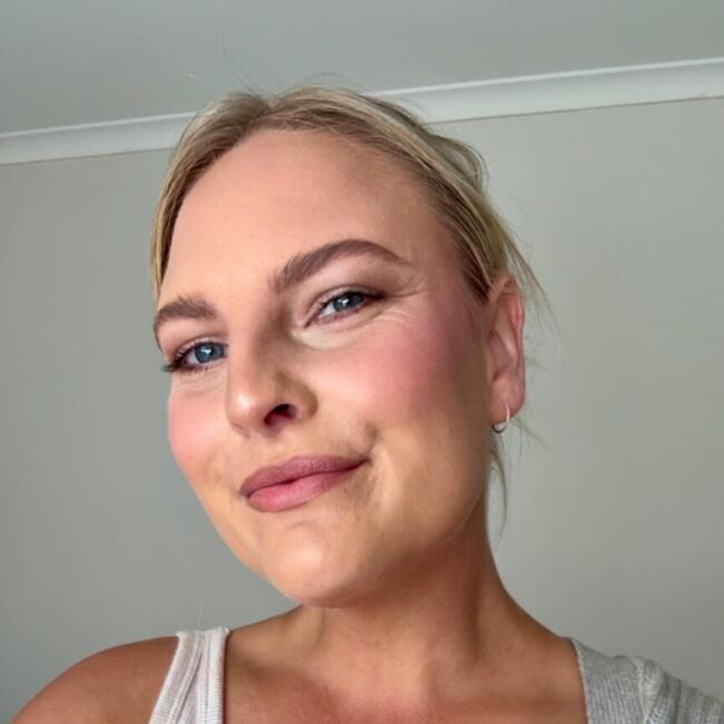 Babysitter in Hobart: Maddi