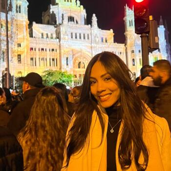 Babysitter in Humanes de Madrid: Marilia