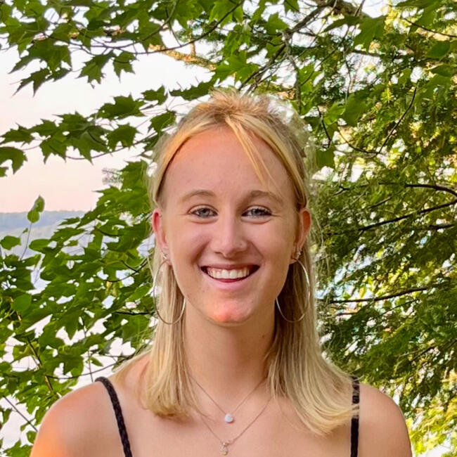 Babysitter in Christchurch: Eva