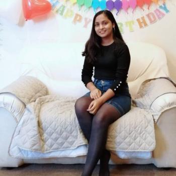 Babysitter in Brugge: Dikshya