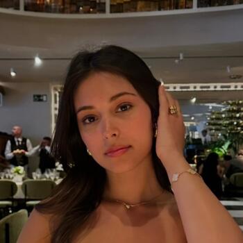 Babysitter in Stavanger: Laura