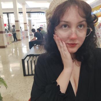 Babysitter in Campinas: Sara