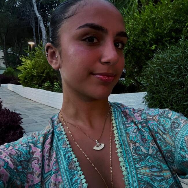 Babysitter in London: Damla