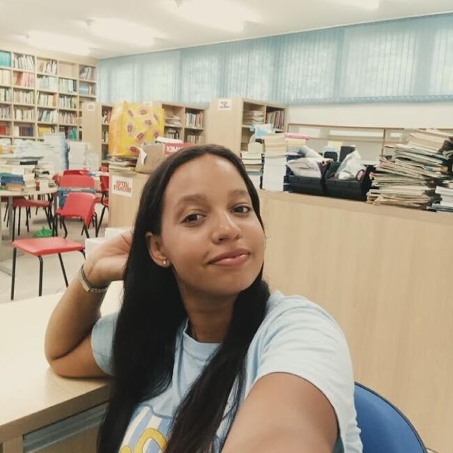 Babysitter in Joinville: Maria eloiza