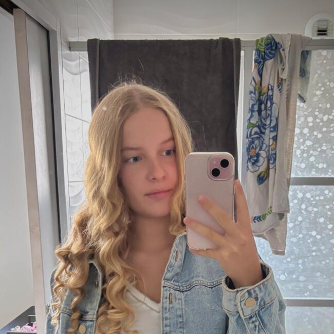 Babysitter in Louargat: Leonie